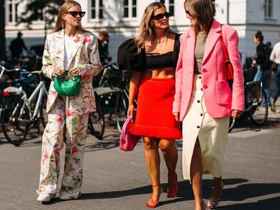 La prenda de moda que ibas a guardar y todavía podés usar en primavera: mirá cómo combinarla a la perfección