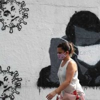 Récord de contagios diarios en el mundo: más de 210.000 casos
