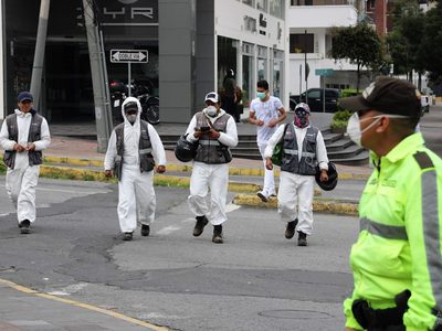 Dramática situación de Ecuador: cientos de fallecidos por coronavirus tirados en las calles