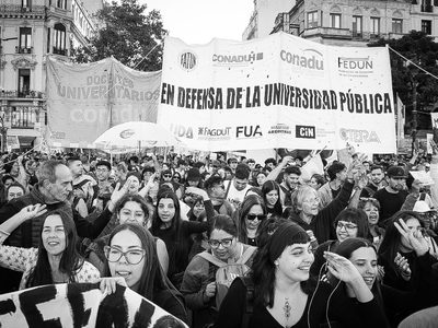 Histórica marcha: más de 800 mil personas protestaron contra el ajuste a universidades públicas