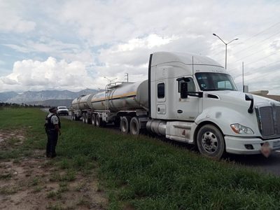 Guardia Nacional asegura 100 mil litros de combustible de procedencia ilegal
