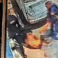 Tres policías someten y golpean a joven en Tlaltizapán; asuntos internos inició investigación