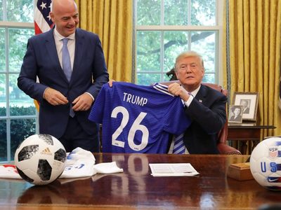 Trump liderará grupo de trabajo para preparar la Copa del Mundo 2026