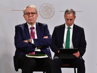 Amplían denuncia por genocidio contra López-Gatell e incluyen a Jorge Alcocer