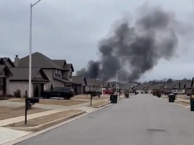 Captan desplome de helicóptero Black Hawk en EU; mueren tripulantes (Videos)