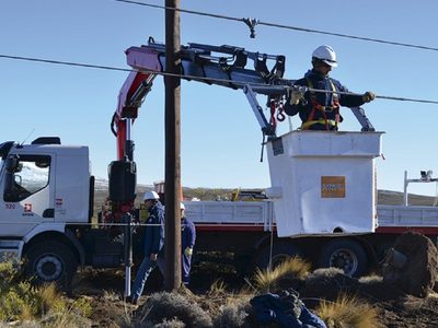 En Neuquén, el día del electricista se pasó para hoy, lunes