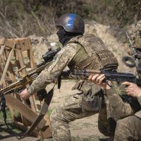 Ucrania aprueba ley para impulsar el reclutamiento para la guerra con Rusia