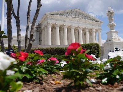 Magistrado de Corte Suprema aceptó lujoso viaje de donante republicano