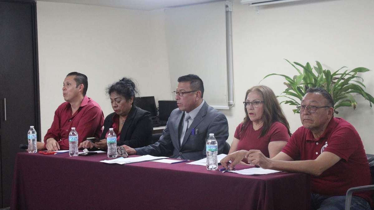 Conferencia de la planilla guinda