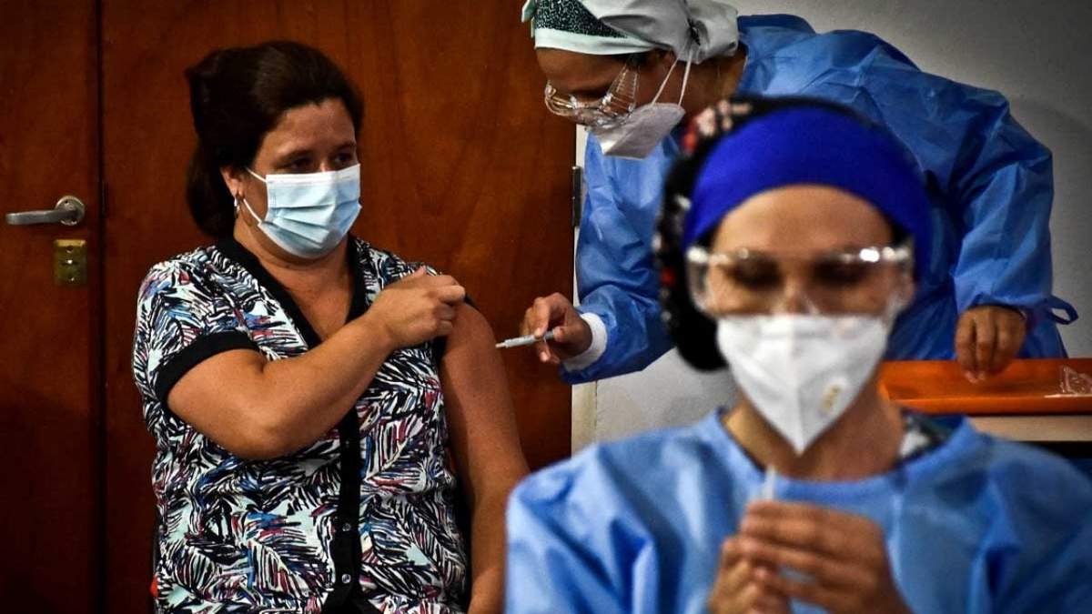 Vacunación en Neuquén. Fuente: (Twitter)