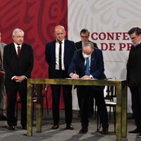 México firma convenio con Naciones Unidas y OPS para compra de medicamentos