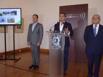 Aureoles pone a la venta aeronaves y otros bienes para pagar nómina magisterial