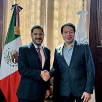 Mario Delgado hace "visita de cortesía" a Martí Batres tras tomar gobierno de CDMX
