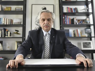 “Me dejabas la cara hirviendo”: se conocen nuevos chats entre Alberto Fernández y Fabiola Yáñez