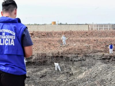 Hallaron el cuerpo de una mujer en una cantera de la meseta de Neuquén y todavía no pudo ser identificado
