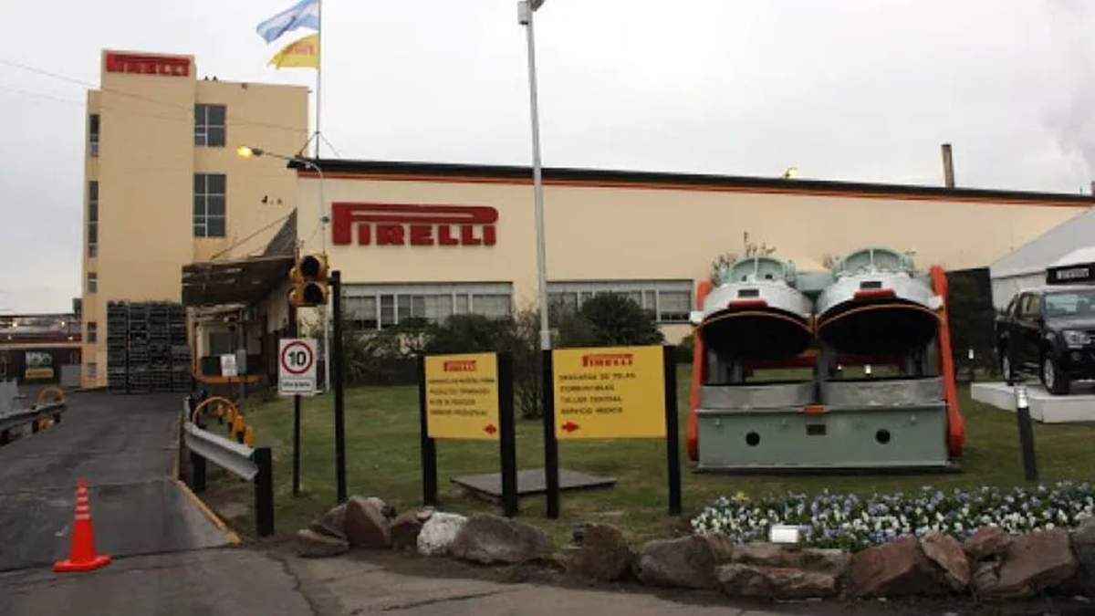 Neumáticos Pirelli suspende su producción por la caída de ventas