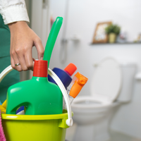 Truco casero: cómo mantener el inodoro siempre limpio y con buen olor, sin gastar en productos caros