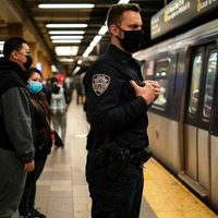 Un hombre muere tras recibir un disparo en el metro de Nueva York