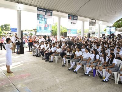 Sheinbaum condena violencia en la Marcha de la Generación Z; señala que hubo “pocos jóvenes”