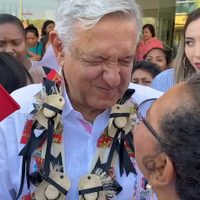 El presidente de México fue duramente criticado tras una mala acción ante el coronavirus