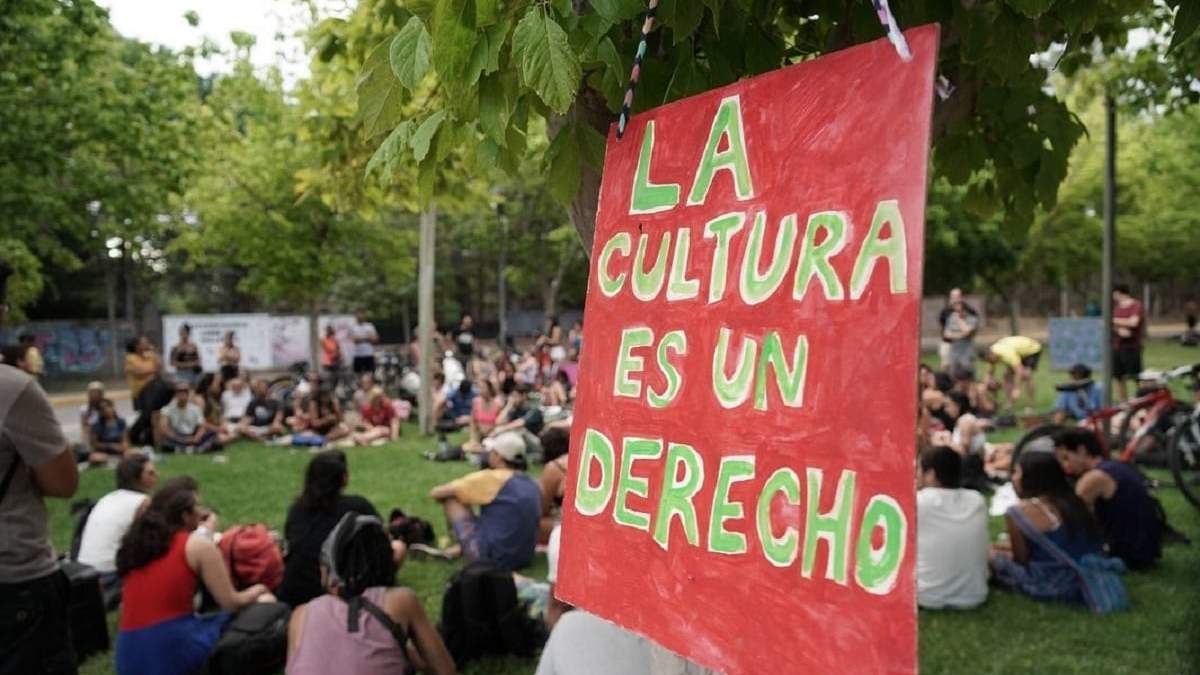 Reclamo en defensa de la cultura en Chos Malal. Fuente: (Facebook)