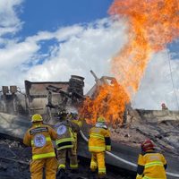 Suman ocho personas muertas por la explosión de la pipa con gas en Iztapalapa (Video)
