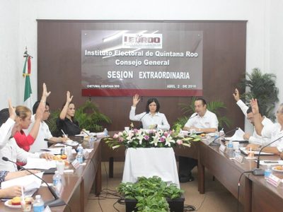 Validan registros de candidatos al gobierno de Quintana Roo e inician veda electoral