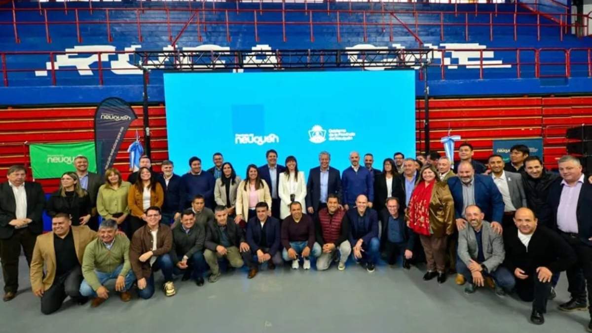El deporte fue el protagonista en el acto de lanzamiento de los Juegos Regionales. Fuente: (Neuquén Informa)