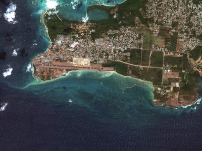 Emergencia nacional en Trinidad y Tobago por derrame de petróleo de barcaza abandonada