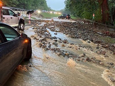 Inundaciones en estado de NY dejan al menos una mujer muerta
