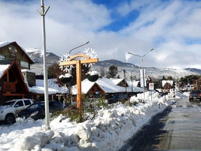 El SMN emitió un alerta naranja por nevadas fuertes en la cordillera de Neuquén