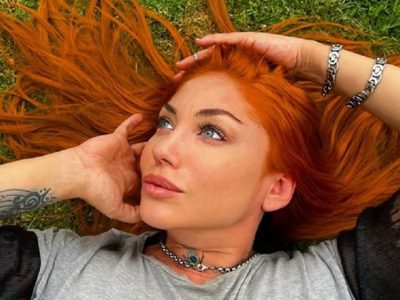 Dos gotas de agua: así es Anita, la hermana de Lourdes de Bandana que mantiene un perfil bajo