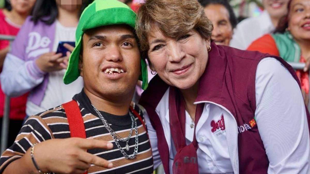 Medio Metro Oficial y Delfina Gómez