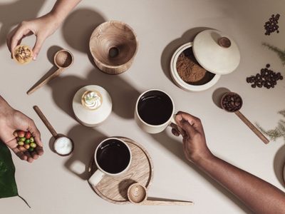Con solo un poco de café, prepará este ritual casero para atraer la abundancia y un mejor trabajo