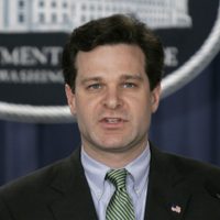 Trump anuncia nominación de Christopher A. Wray para dirigir al FBI