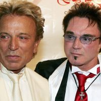 El Coronavirus enluta a Siegfried & Roy al llevarse a uno de sus integrantes