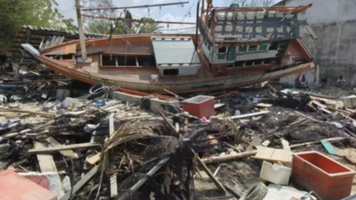 Imagen de archivo del tsunami del Océano Índico en 2004