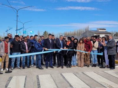 Con la inauguración de Avenida Necochea se iniciaron los festejos por el aniversario de la ciudad de Neuquén
