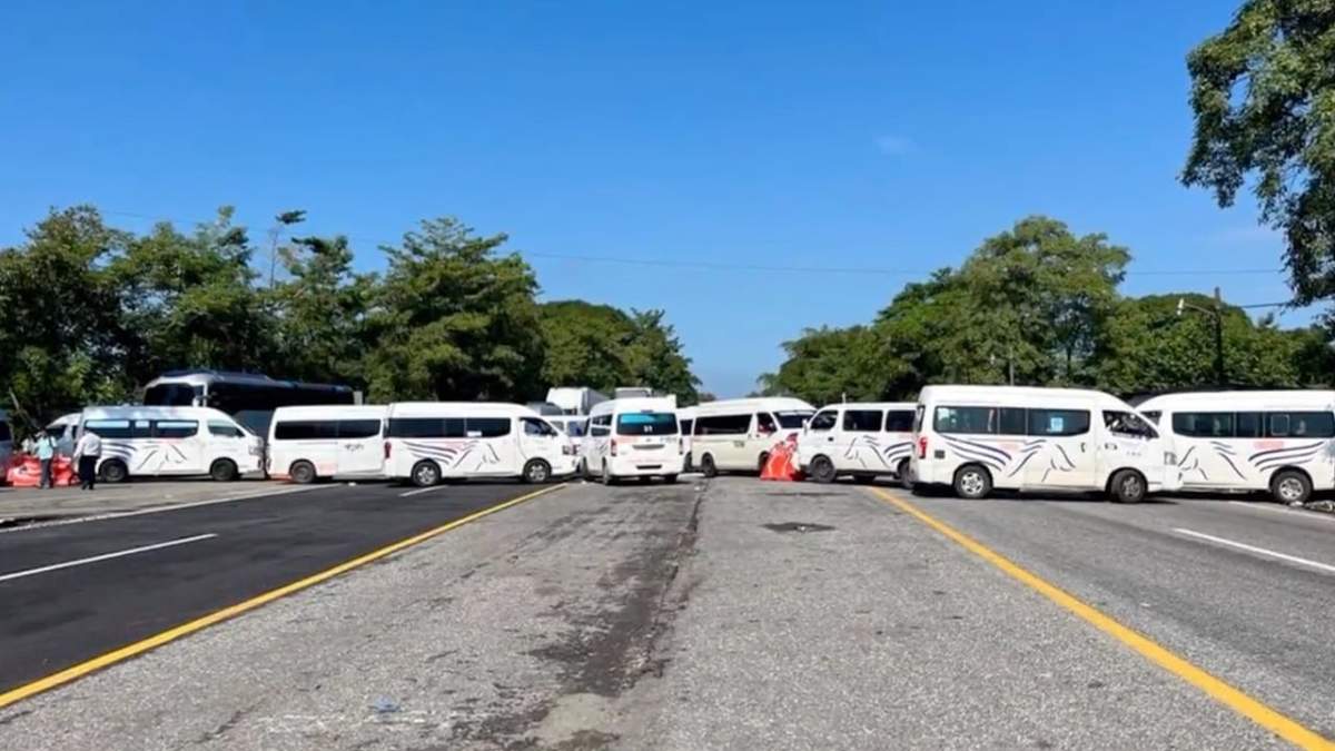 Bloqueo de trasportistas en Chiapas contra la inseguridad
