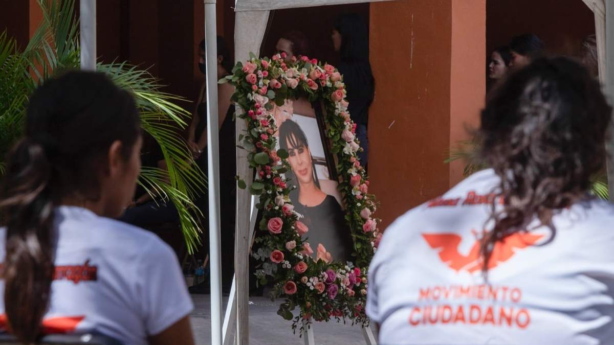 El funeral de la candidata de MC Alma Barragán en Moroleón, Guanajuato