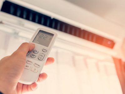 El secreto de los técnicos para limpiar el aire acondicionado y que enfríe al máximo