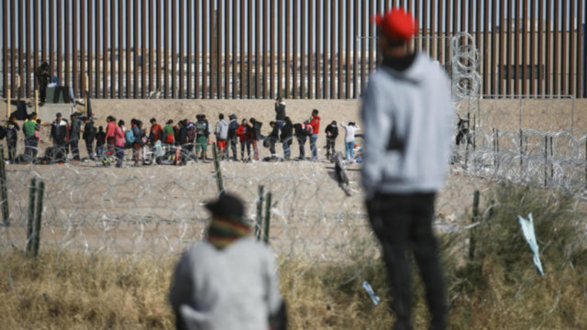 Migrantes varados en la frontera norte de México