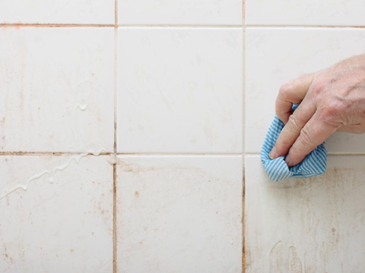 El truco de la abuela más infalible para limpiar las cerámicas de la cocina y dejarlas como recién estrenadas
