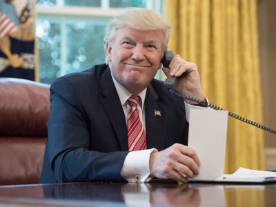 Trump renuncia a los actos masivos de campaña por el coronavirus