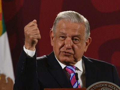 “Me quiebro pero no me doblo”: AMLO tras respuesta del INAI sobre ingresos de Loret