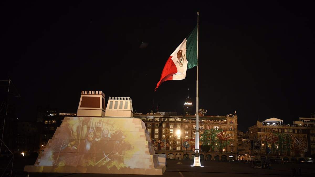 "Memoria Luminosa" en el Zócalo