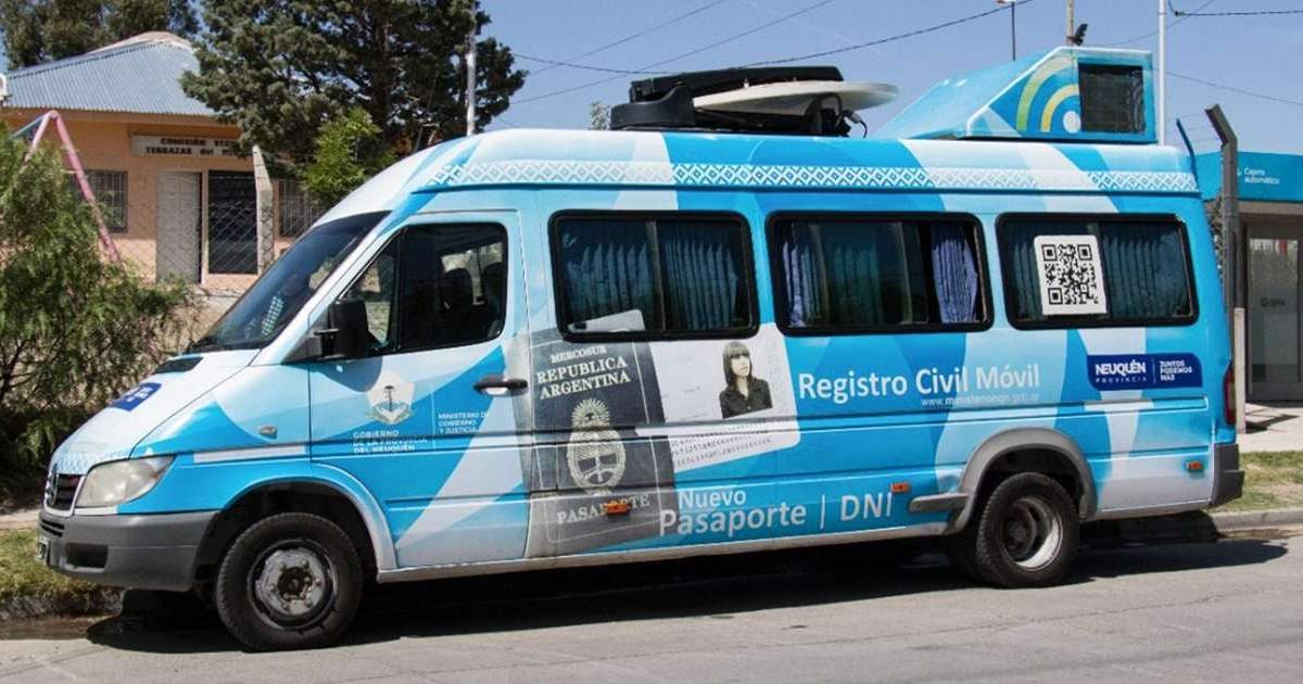 Oficina Móvil del Registro Civil de Neuquén, que recorre la provincia. Fuente: (Neuquén Informa)