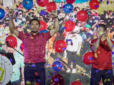 Manny Pacquiao anuncia que volverá a pelear contra Floyd Mayweather Jr.