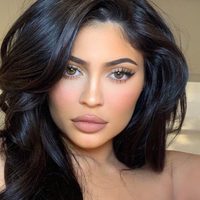 "¡Nadie esperaba esto!" Kylie Jenner graba lo impensable. ¡Desde su hogar!