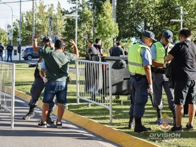 Un total de 500 efectivos policiales están afectados a la seguridad de la Fiesta de la Confluencia